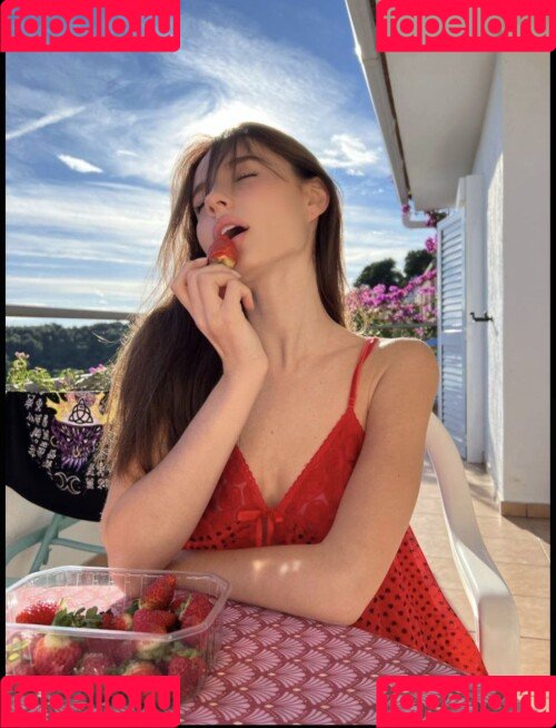 Elizabeth Vasilenko Onlyfans Photo Gallery 