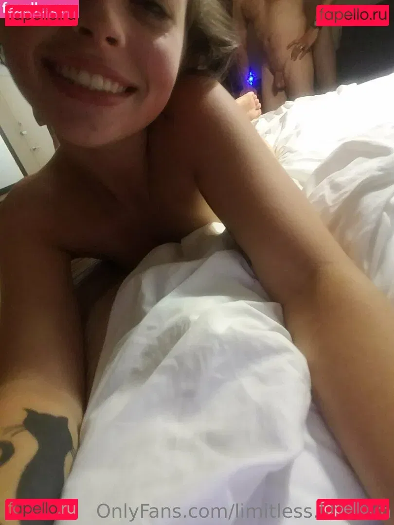 LimitlesslittleM Onlyfans Photo Gallery 