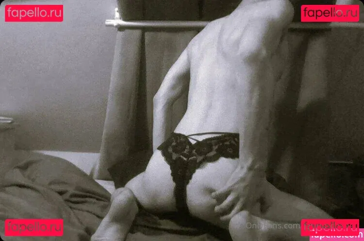 jai_un_chapeu Onlyfans Photo Gallery 