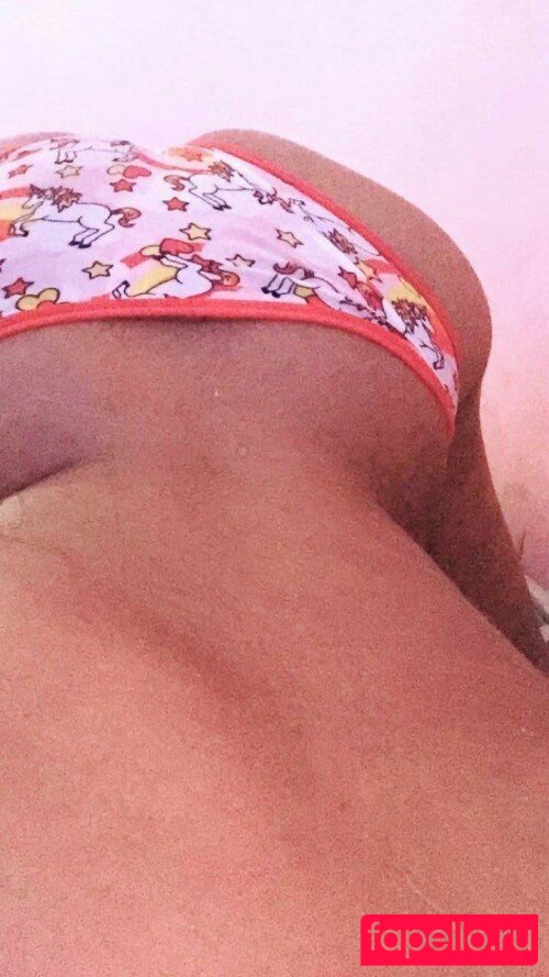 catbykz Onlyfans Photo Gallery 