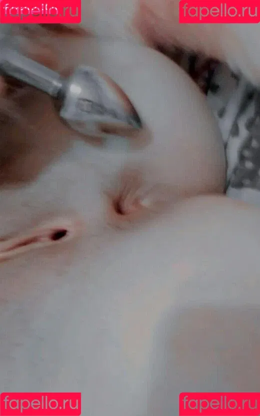 BrianaSeyfried Onlyfans Photo Gallery 