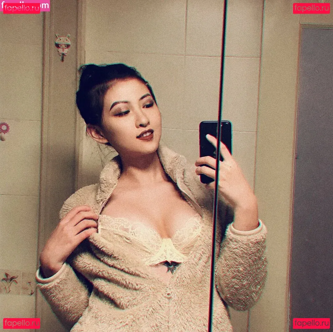 shijiuuuu127585 Onlyfans Photo Gallery 