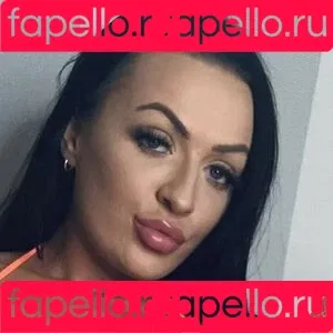 uksophiasnow Onlyfans Photo Gallery 