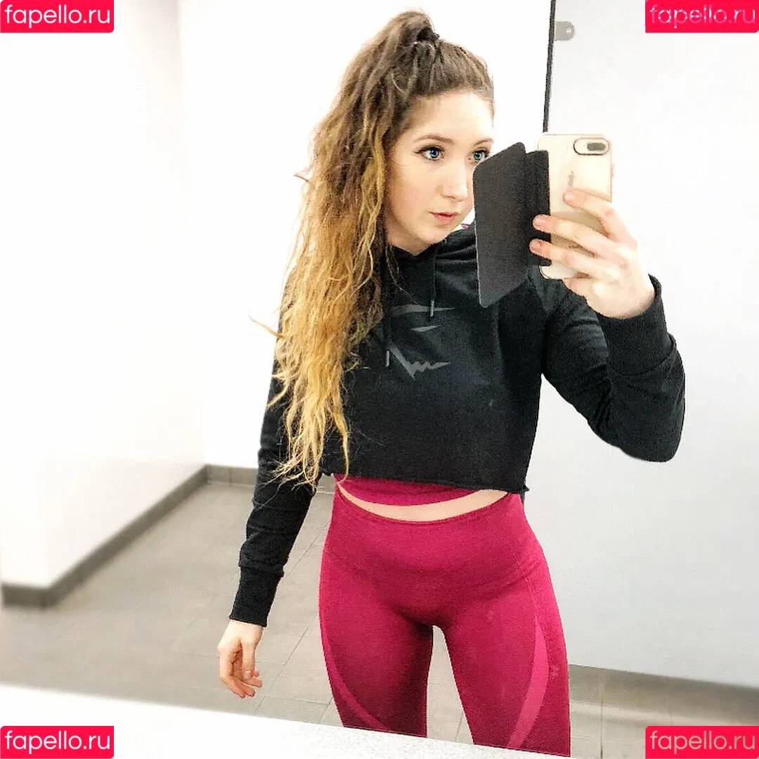 Sophia Ellis Onlyfans Photo Gallery 