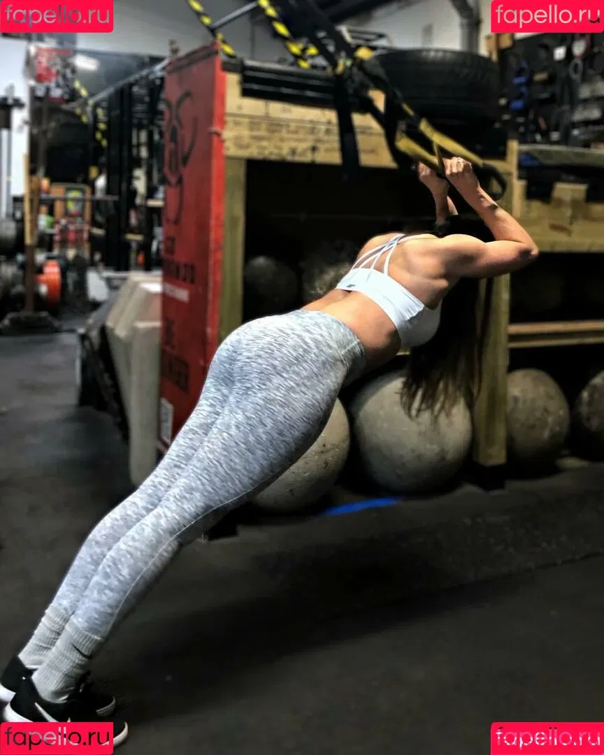 Sophia Ellis Onlyfans Photo Gallery 