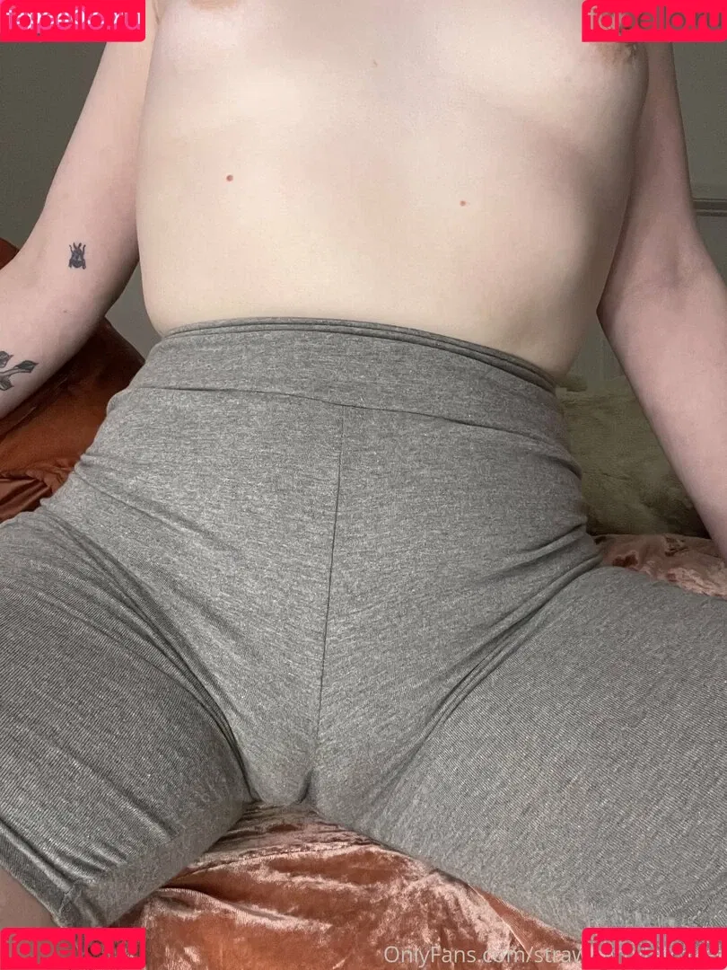 officialstrawberryfields Onlyfans Photo Gallery 