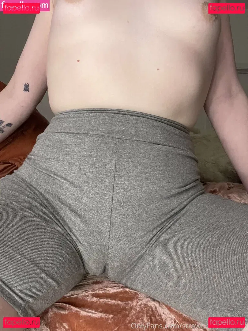 officialstrawberryfields Onlyfans Photo Gallery 