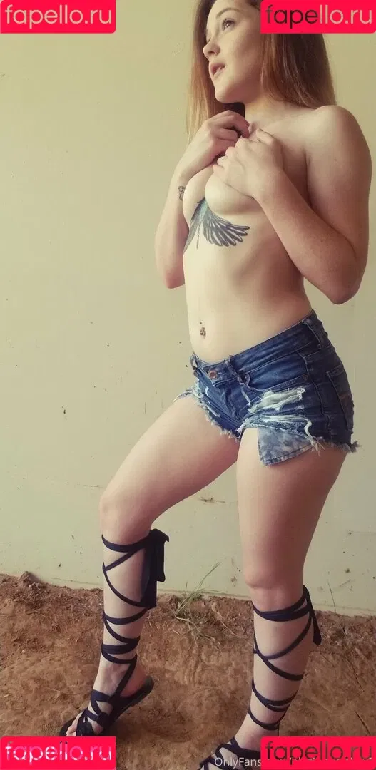 blazinghottietv2 Onlyfans Photo Gallery 