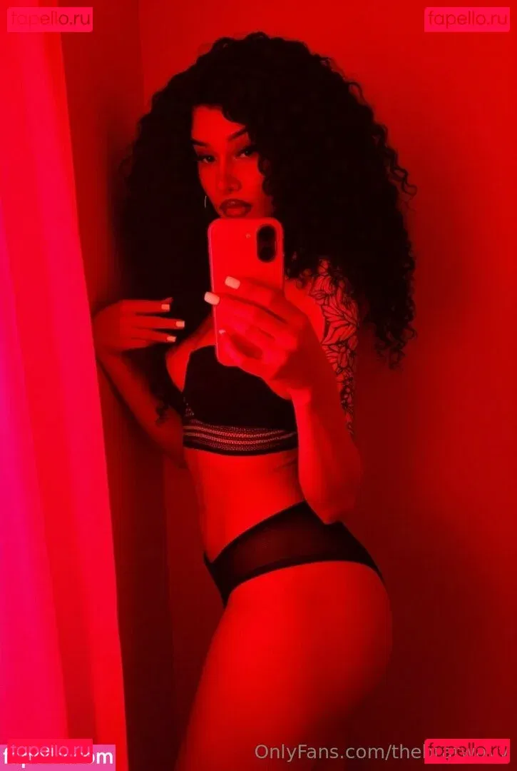 thebratwayy Onlyfans Photo Gallery 