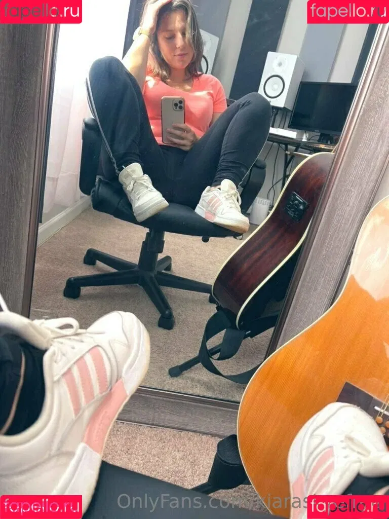 kiaraskyefree Onlyfans Photo Gallery 