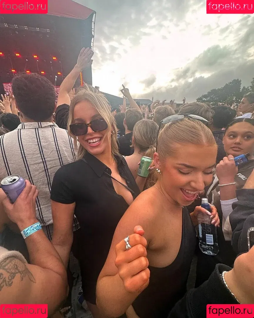 Georgie Cunningham Onlyfans Photo Gallery 