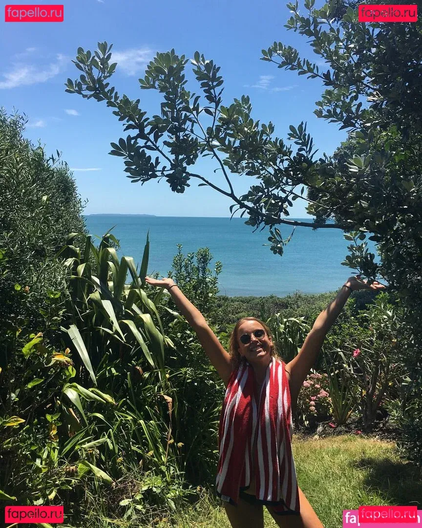 Georgie Cunningham Onlyfans Photo Gallery 