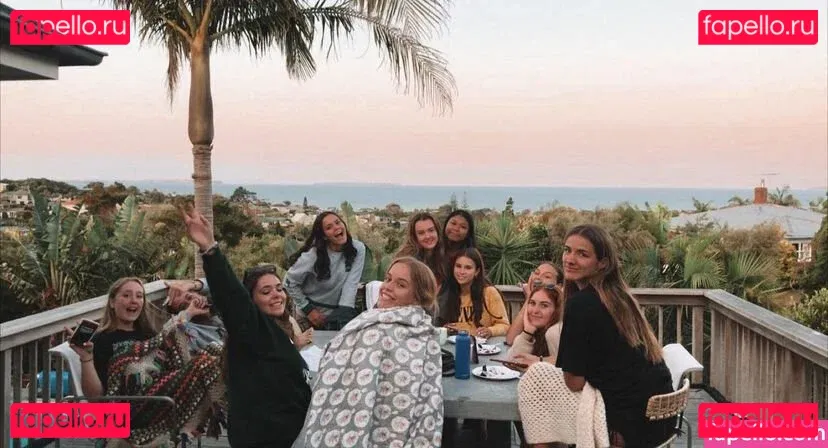 Georgie Cunningham Onlyfans Photo Gallery 