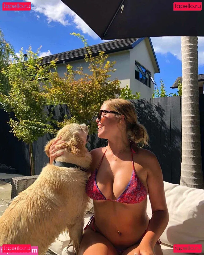 Georgie Cunningham Onlyfans Photo Gallery 