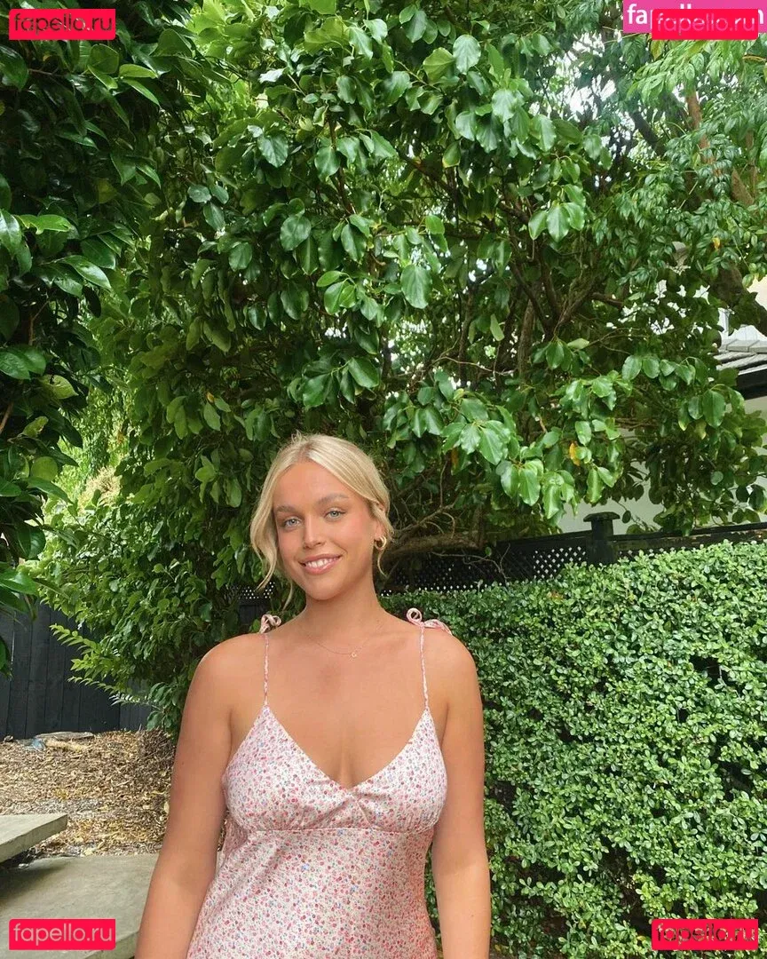 Georgie Cunningham Onlyfans Photo Gallery 