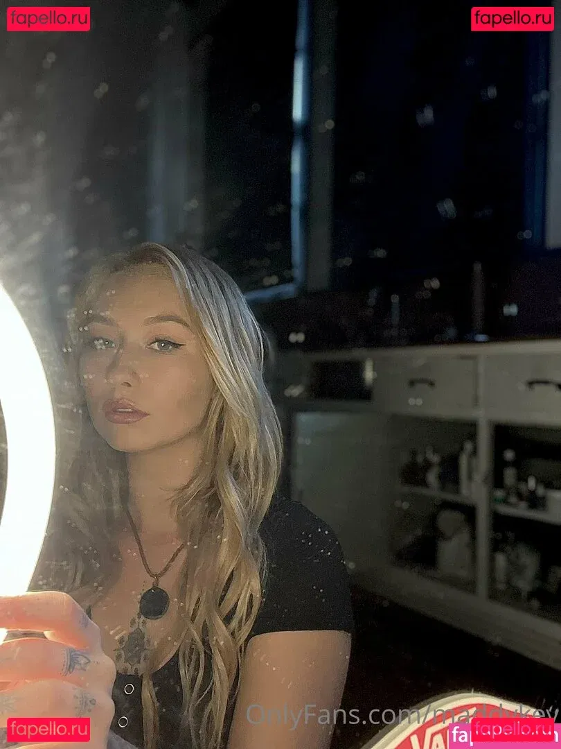 gamblergirl69 Onlyfans Photo Gallery 