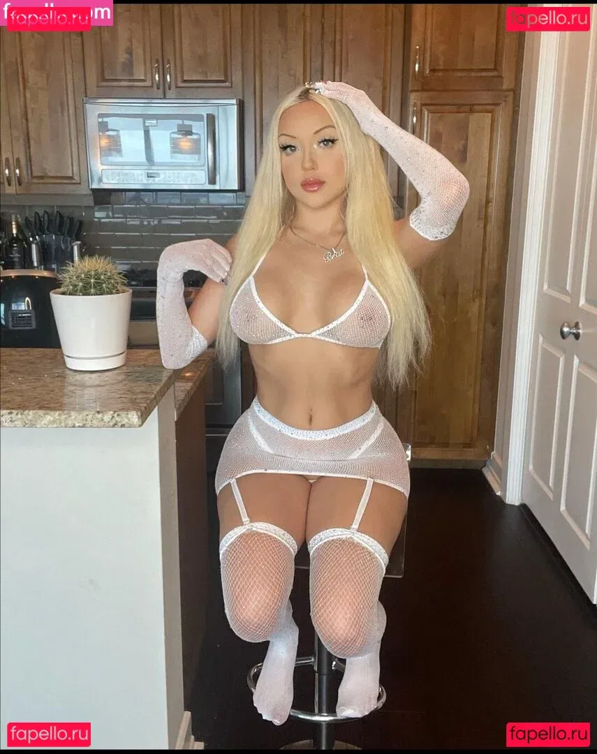 briatoobratty Onlyfans Photo Gallery 