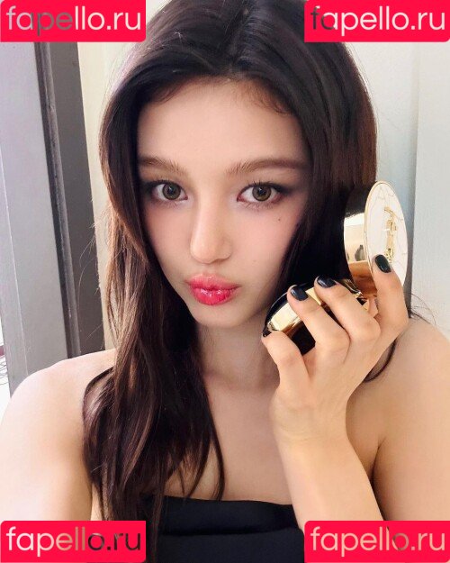 NewJeans Onlyfans Photo Gallery 