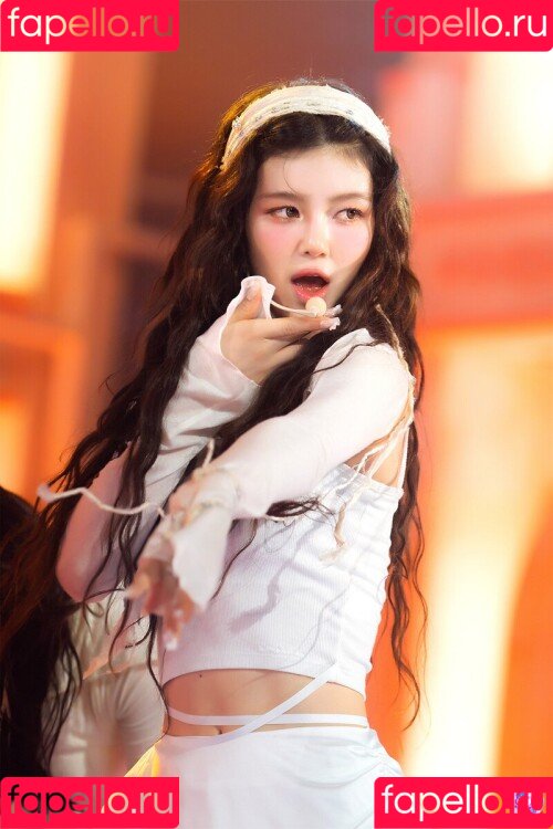 NewJeans Onlyfans Photo Gallery 