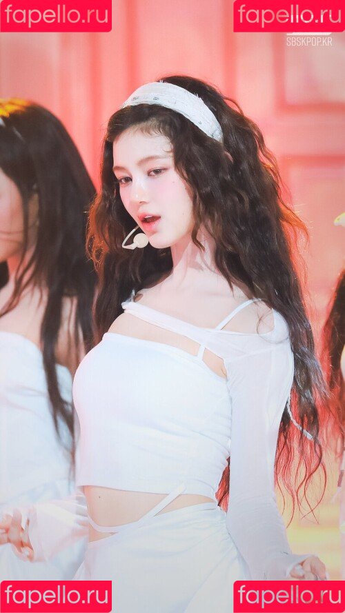 NewJeans Onlyfans Photo Gallery 