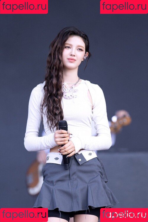 NewJeans Onlyfans Photo Gallery 