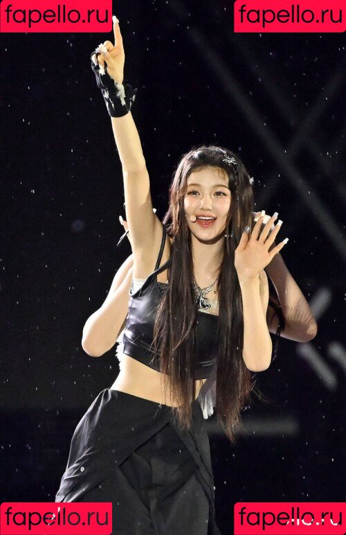 NewJeans Onlyfans Photo Gallery 