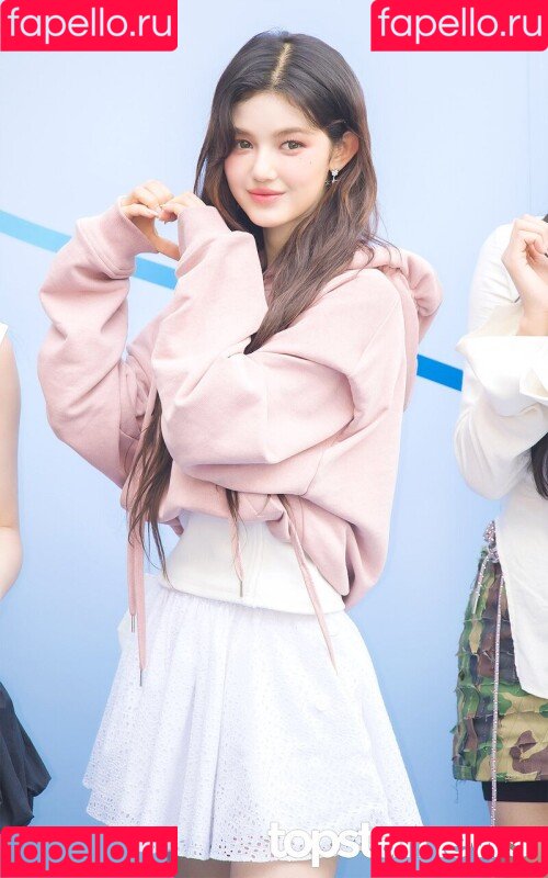 NewJeans Onlyfans Photo Gallery 