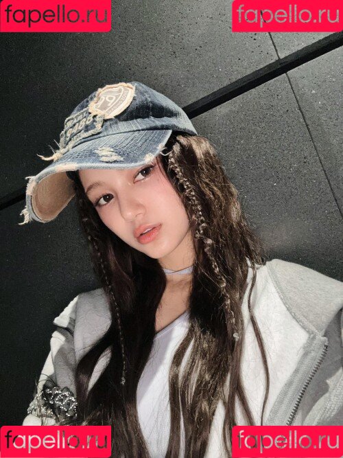 NewJeans Onlyfans Photo Gallery 