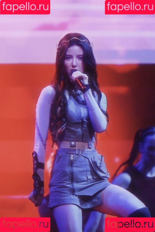 NewJeans Onlyfans Photo Gallery 