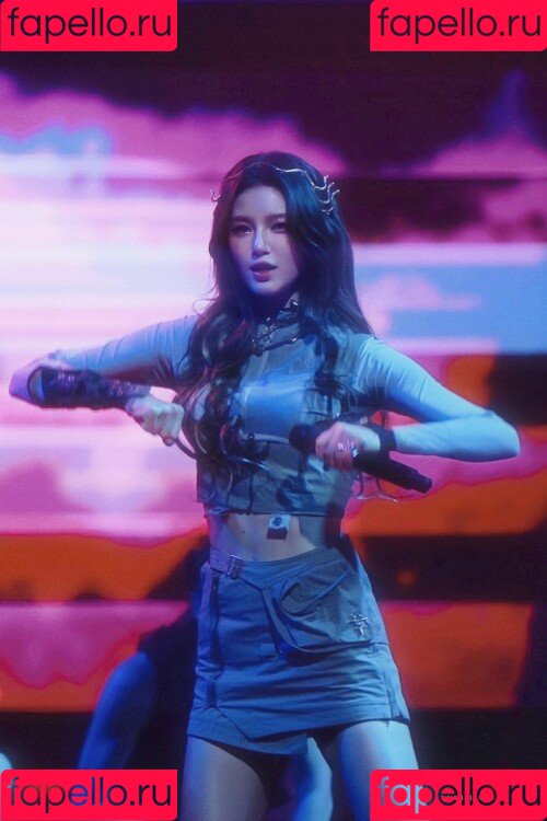 NewJeans Onlyfans Photo Gallery 