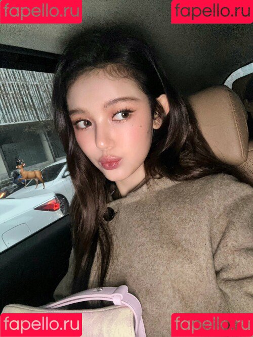 NewJeans Onlyfans Photo Gallery 