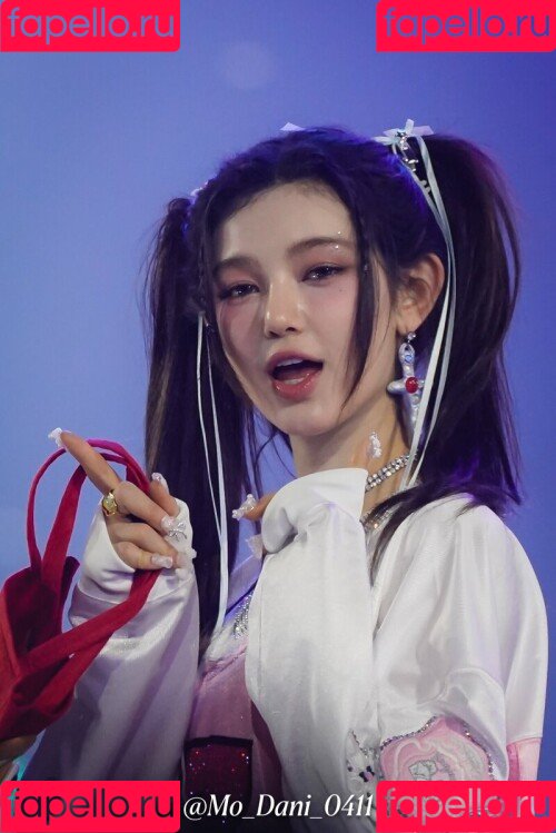 NewJeans Onlyfans Photo Gallery 