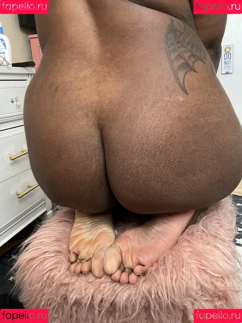 thothead Onlyfans Photo Gallery 