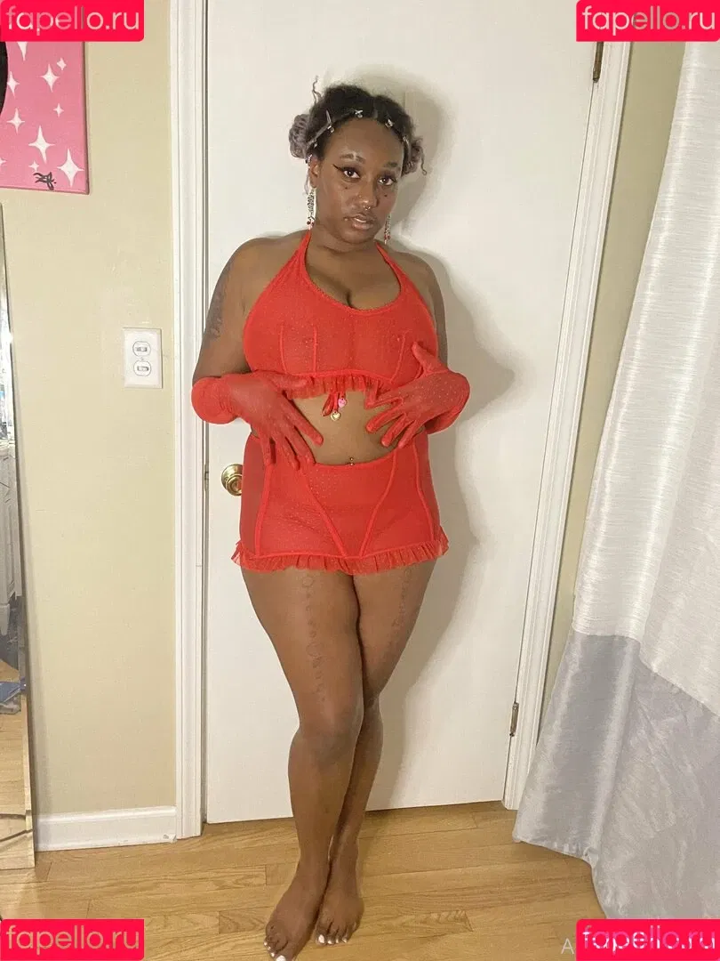 thothead Onlyfans Photo Gallery 