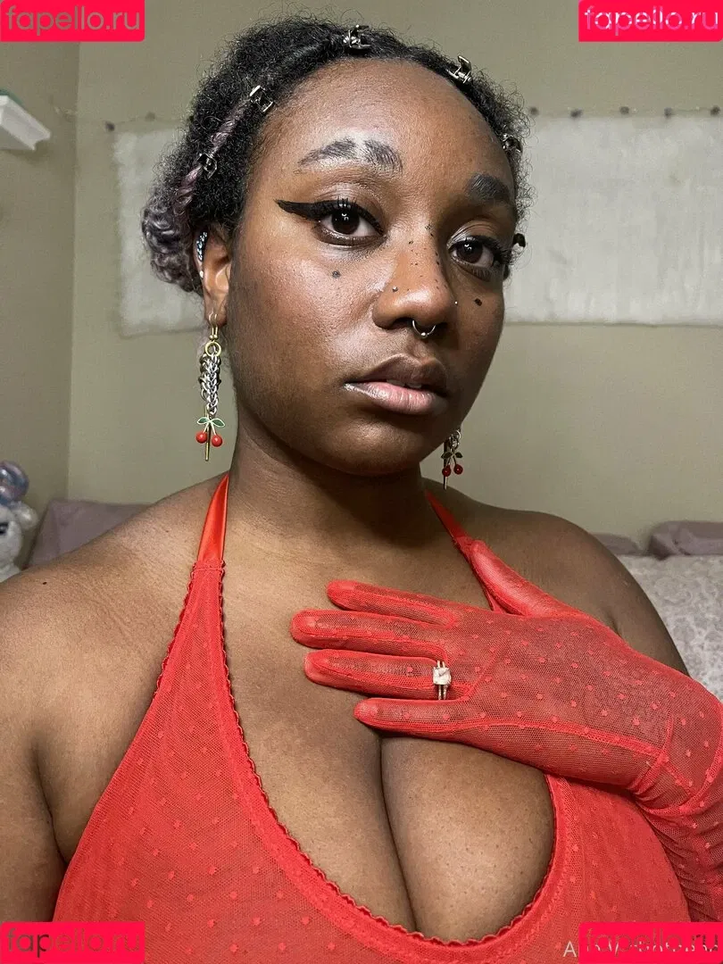 thothead Onlyfans Photo Gallery 