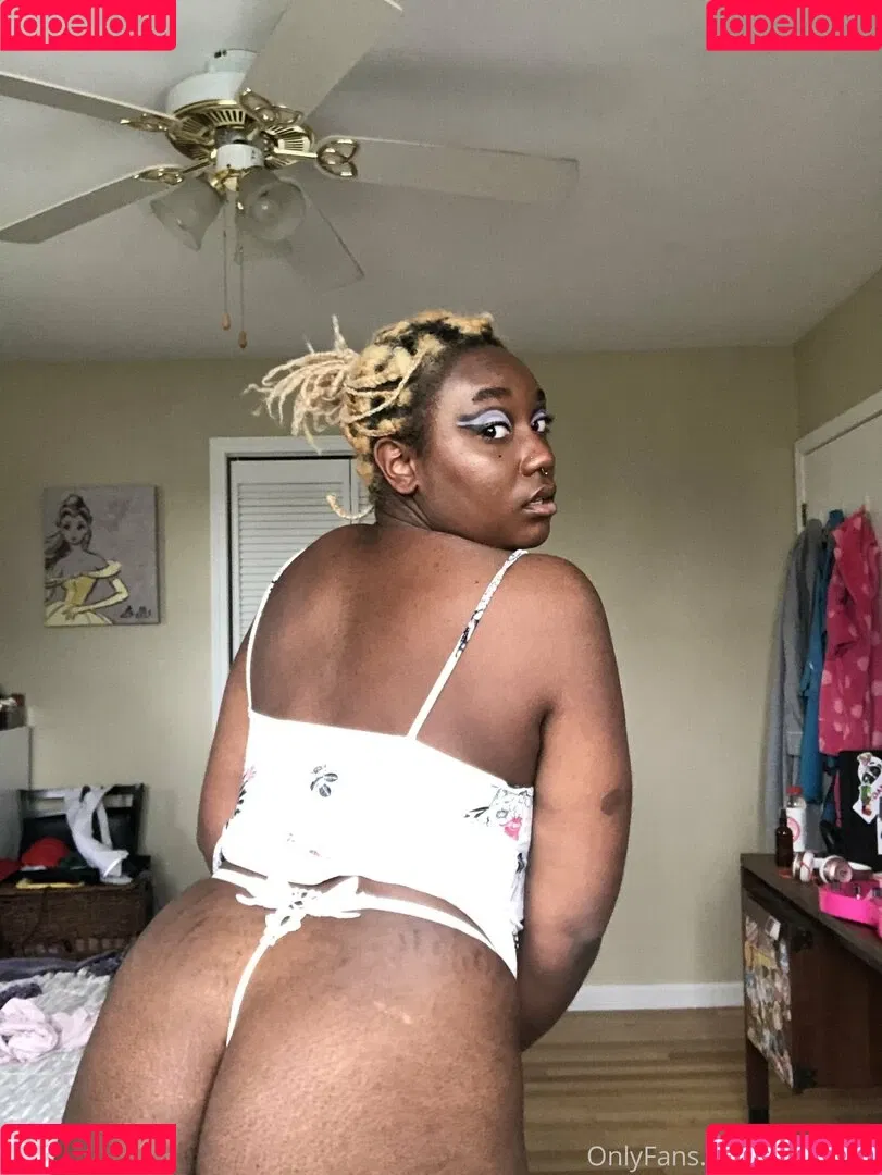 thothead Onlyfans Photo Gallery 