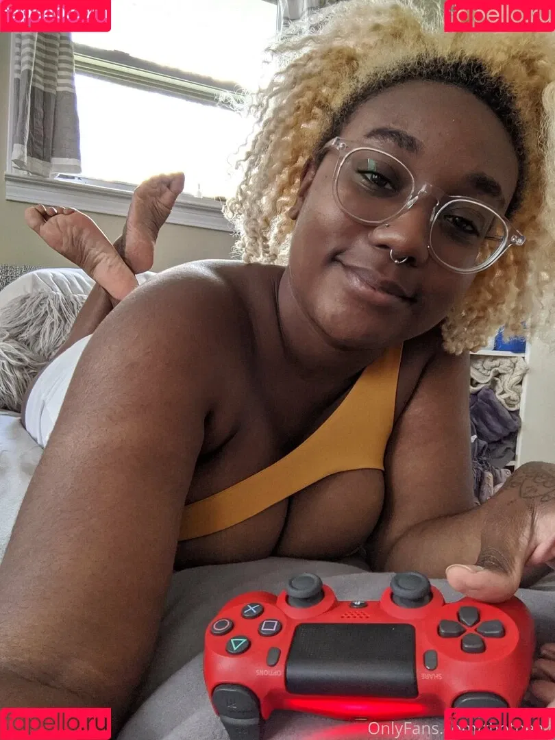 thothead Onlyfans Photo Gallery 