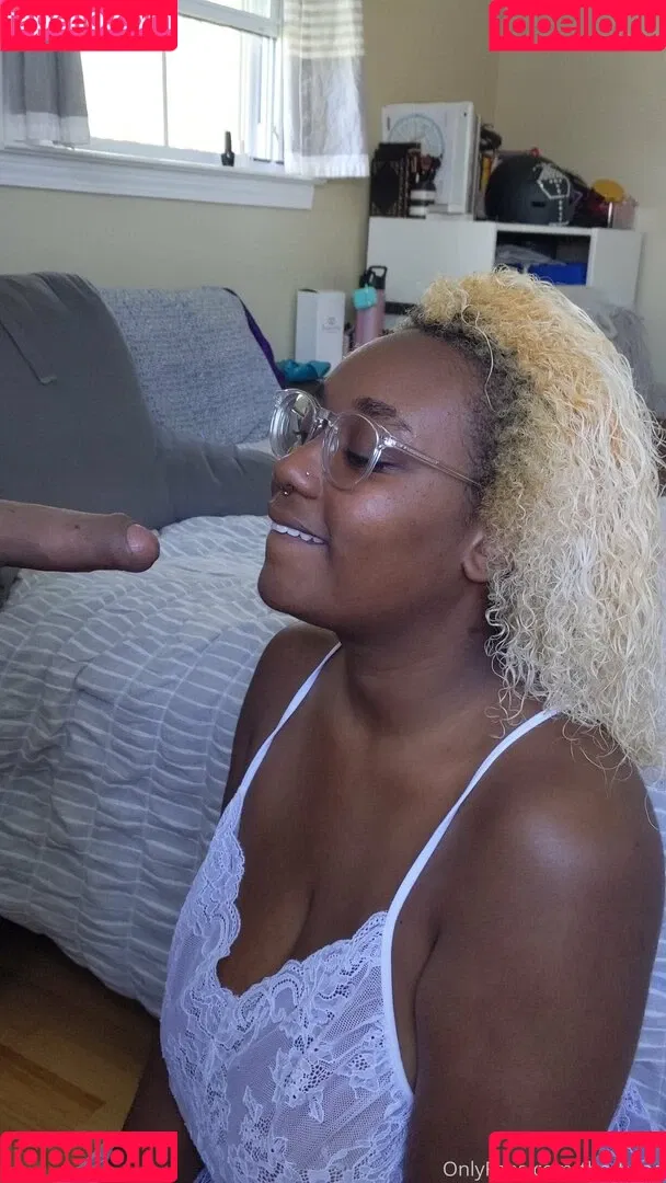 thothead Onlyfans Photo Gallery 