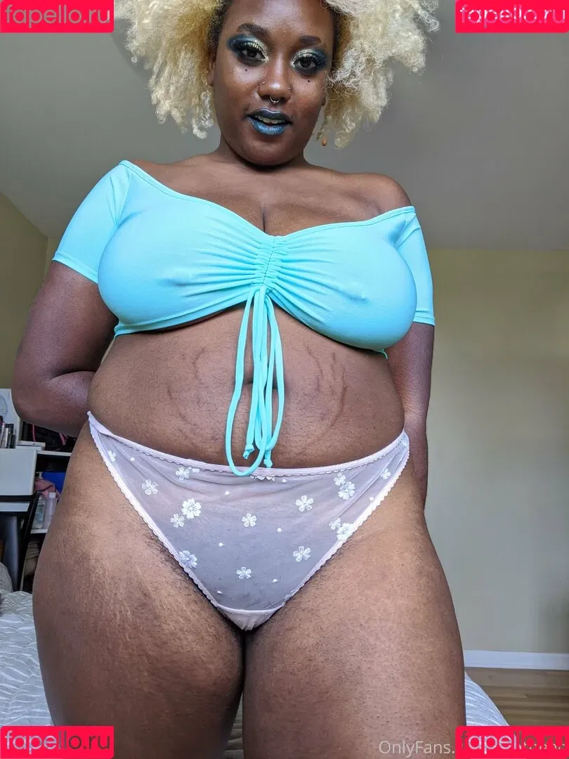 thothead Onlyfans Photo Gallery 