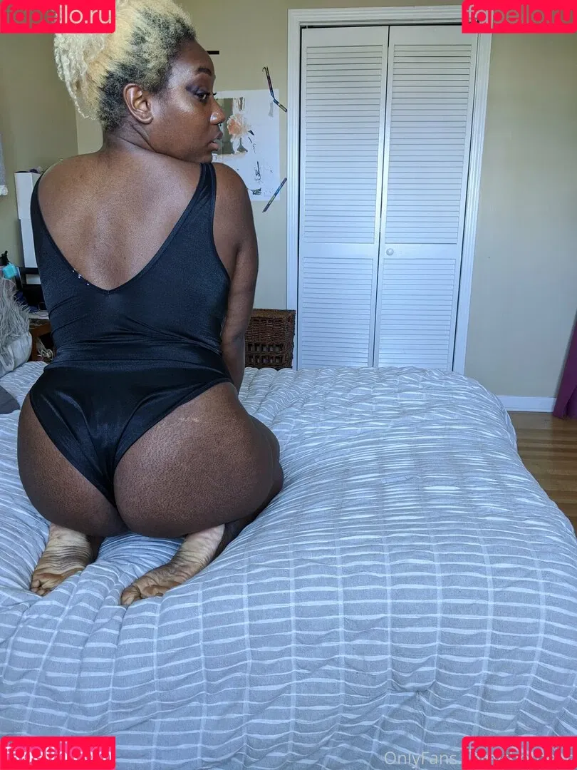 thothead Onlyfans Photo Gallery 