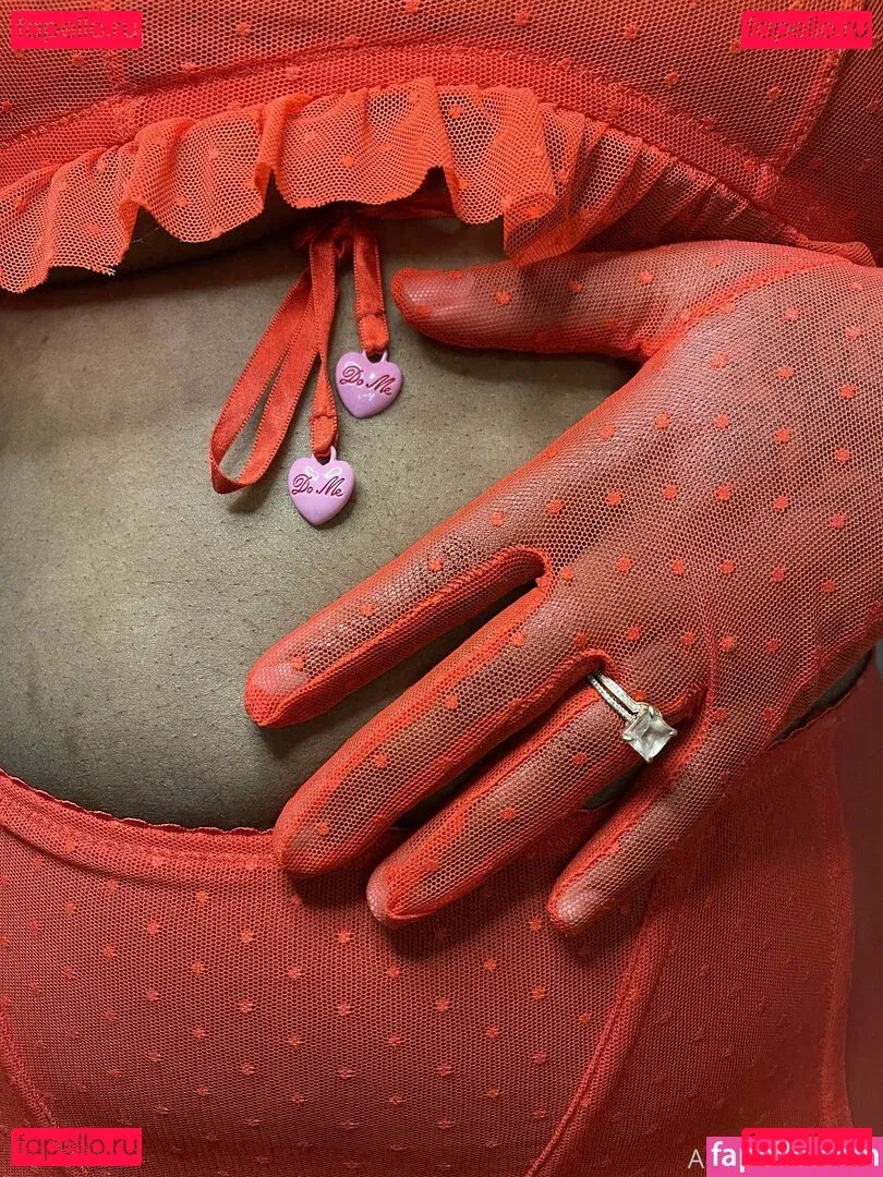 thothead Onlyfans Photo Gallery 