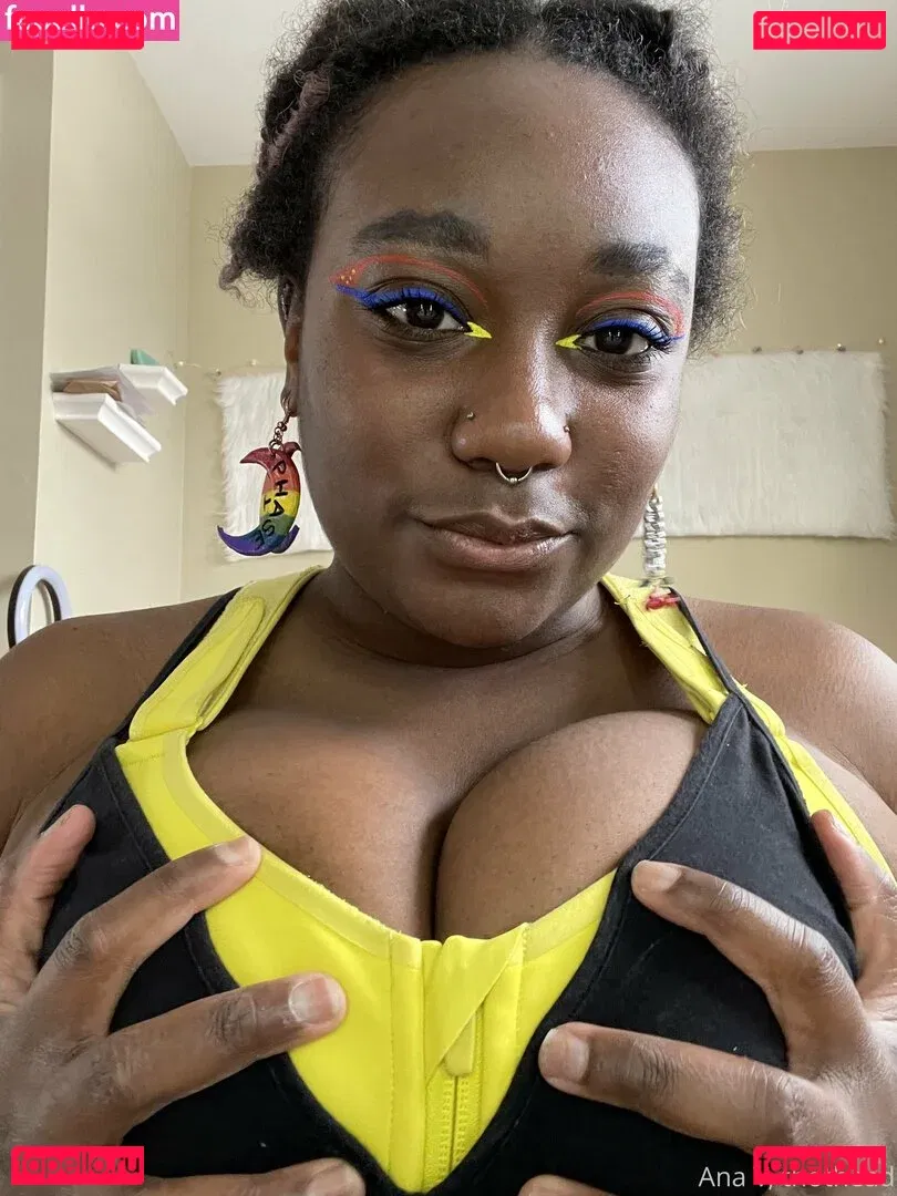 thothead Onlyfans Photo Gallery 