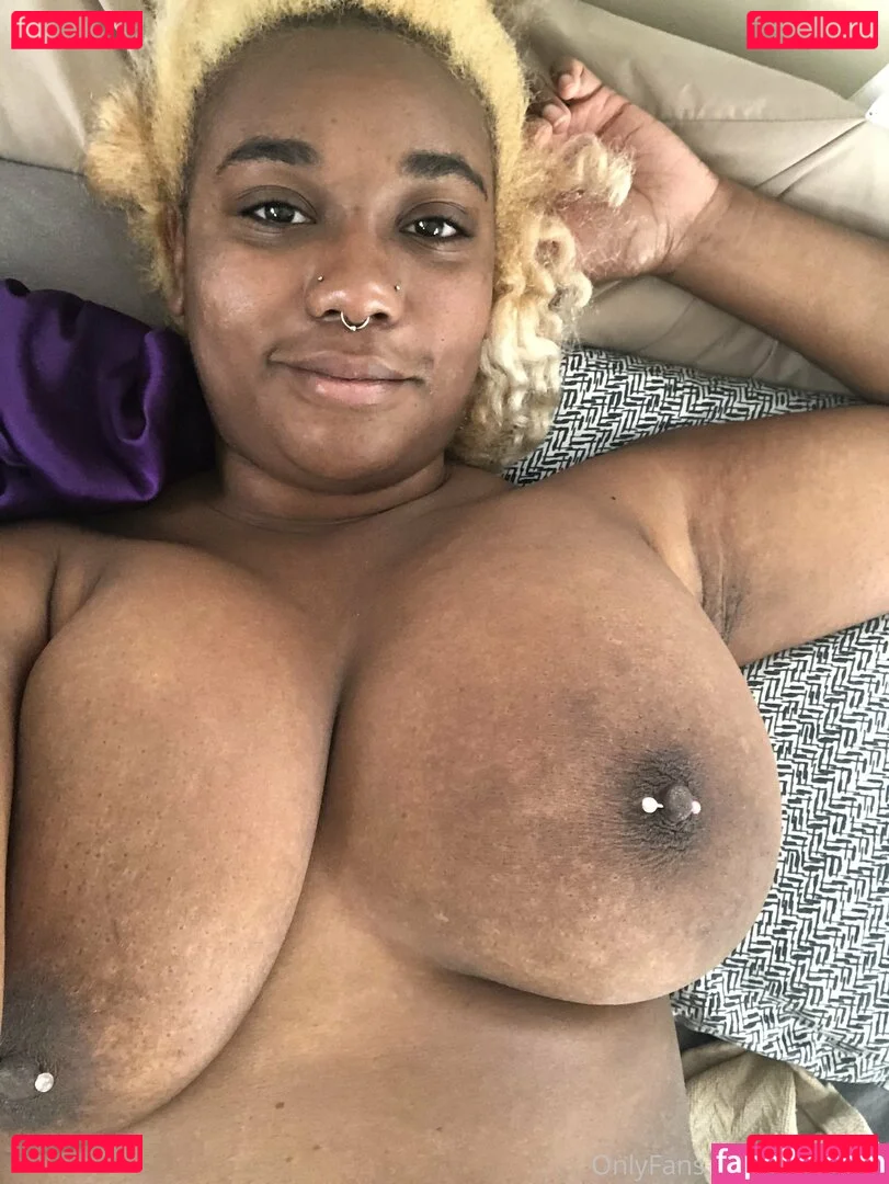 thothead Onlyfans Photo Gallery 