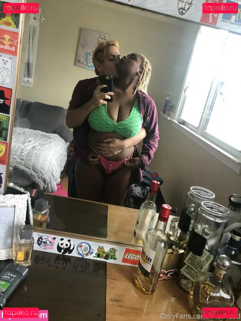 thothead Onlyfans Photo Gallery 