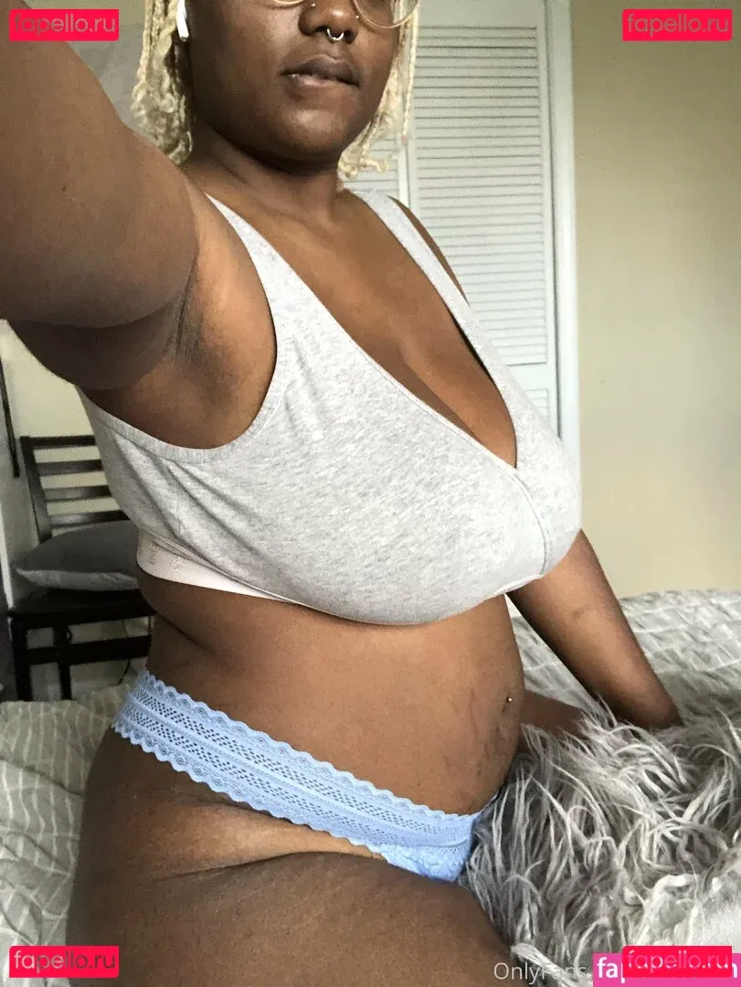 thothead Onlyfans Photo Gallery 