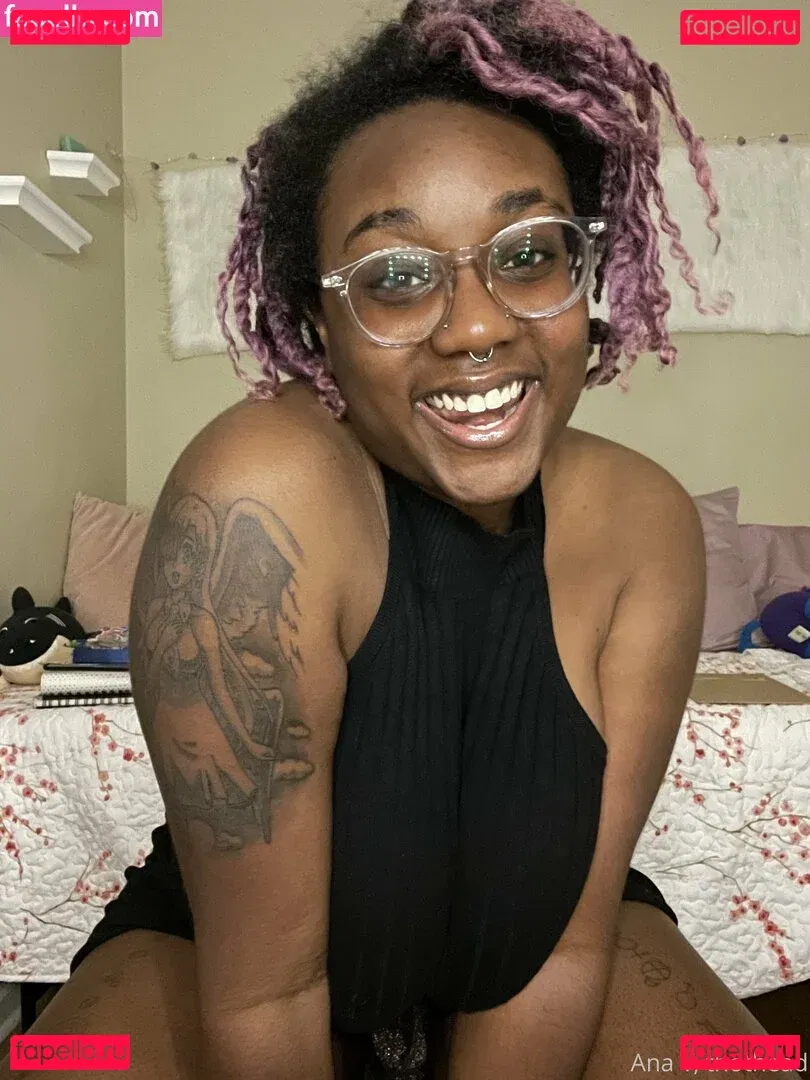 thothead Onlyfans Photo Gallery 