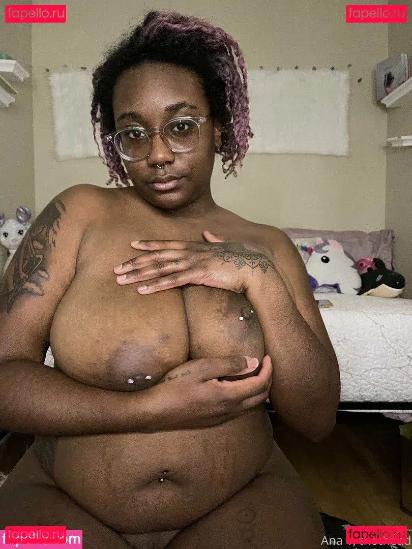 thothead Onlyfans Photo Gallery 