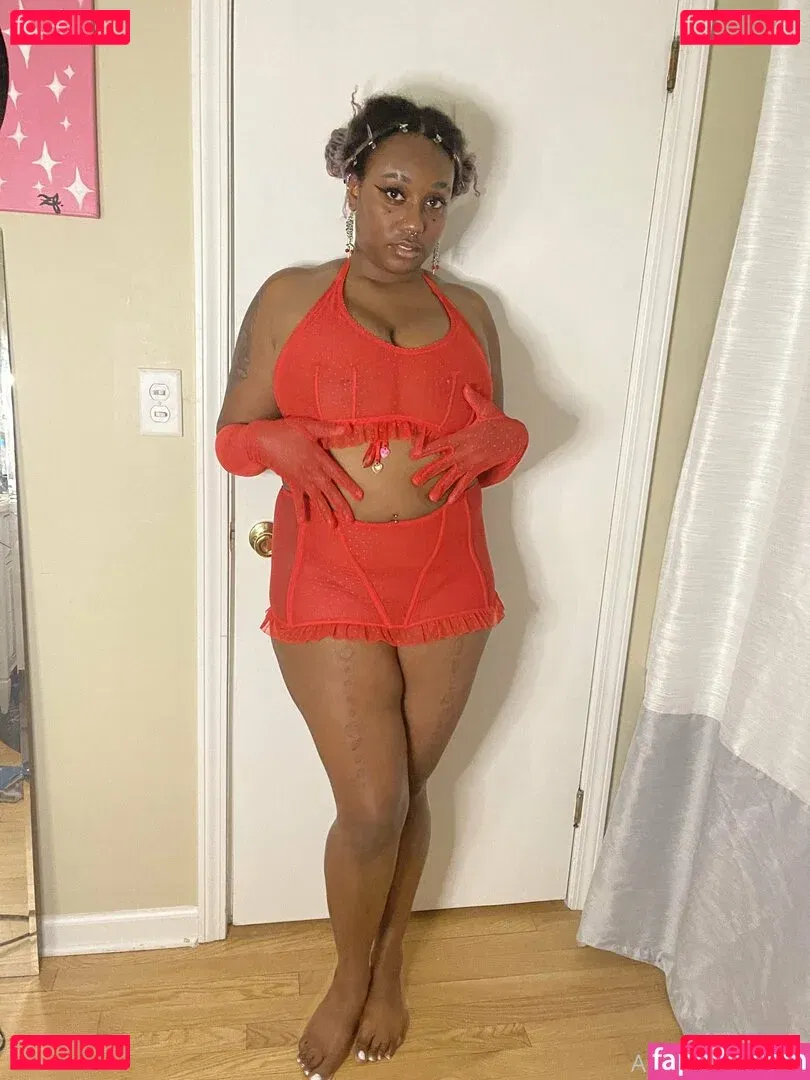 thothead Onlyfans Photo Gallery 