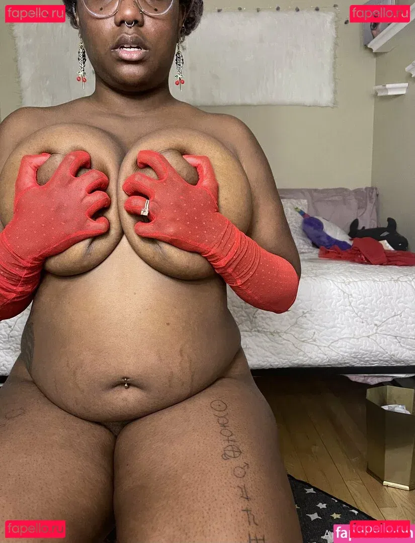 thothead Onlyfans Photo Gallery 