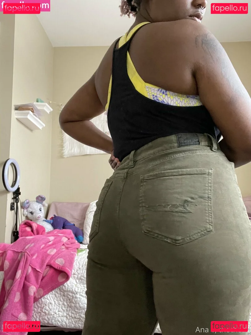 thothead Onlyfans Photo Gallery 